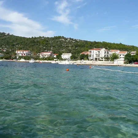 Papalina 2 アパート ラブ