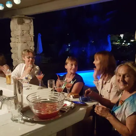 Papalina 2 *