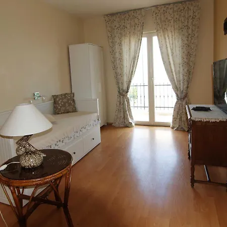 アパート Papalina 2