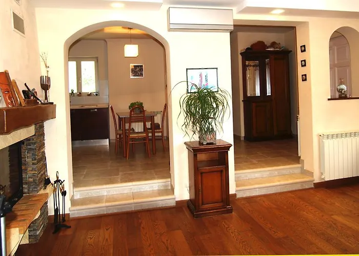 شقة Papalina 2 *